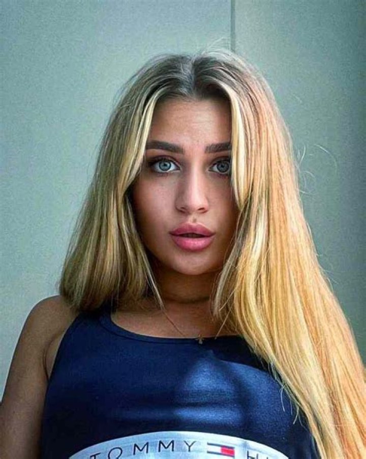 Alexia Chardard Height, Weight, Net Worth, Age, Birthday, Wikipedia, Who, Nationality, Biography