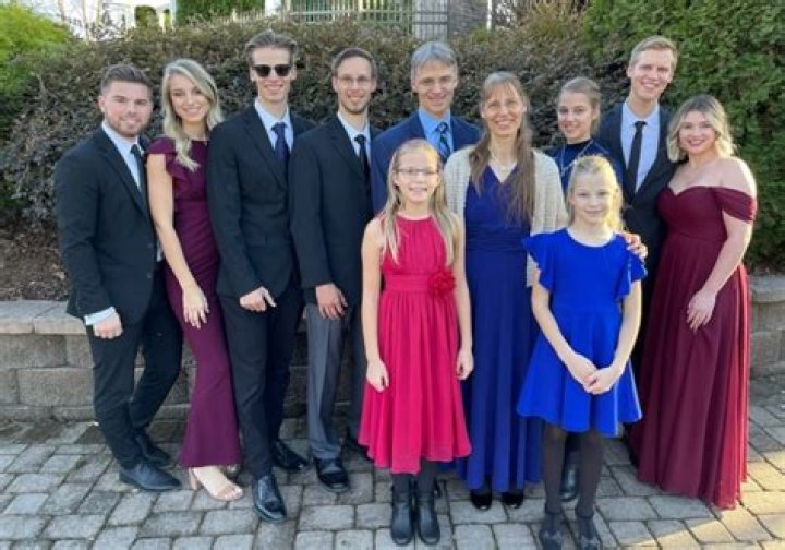 Amber Romeike - Age, Family, Bio