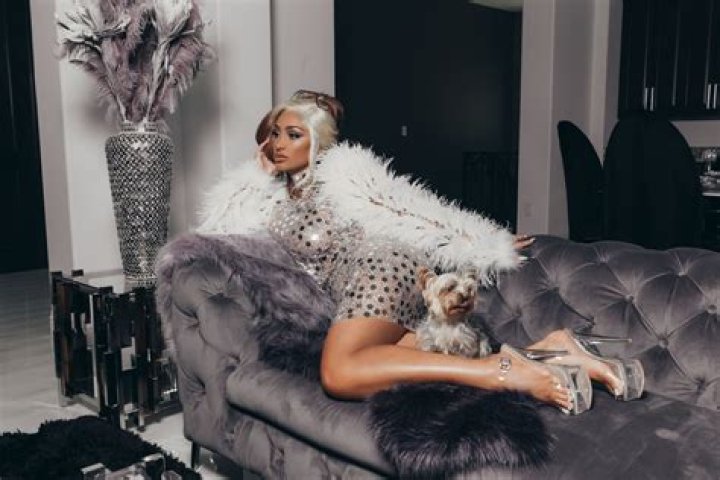 Angel Brinks - Age, Family, Bio