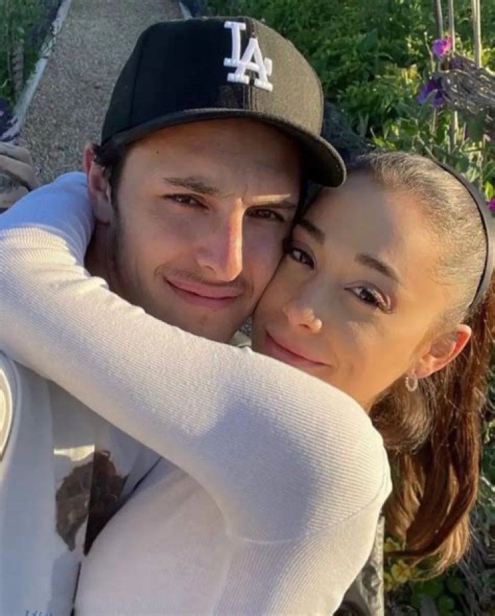Ariana Grande & Dalton Gomez are headed for divorce after a two-year marriage