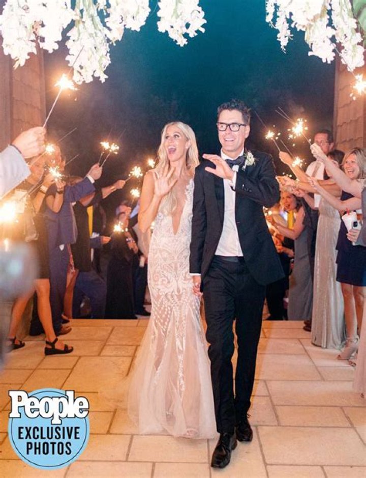 Bobby Bones Married To Caitlin Parker In An Intimate Ceremony; See Photos!
