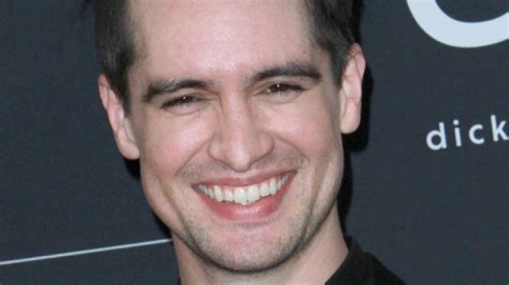 Brendon Urie flooded with #BrendonUrieSpeakUp on Twitter! Know about his problematic behavior, pansexual, net worth and biography