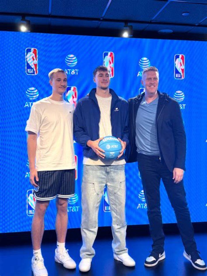 Brian Scalabrine - Age, Family, Bio