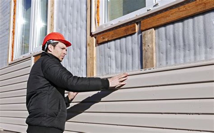 Can a handyman do roof repairs?