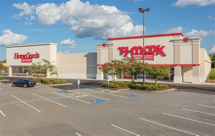 Can I return HomeGoods purchase to TJ Maxx?
