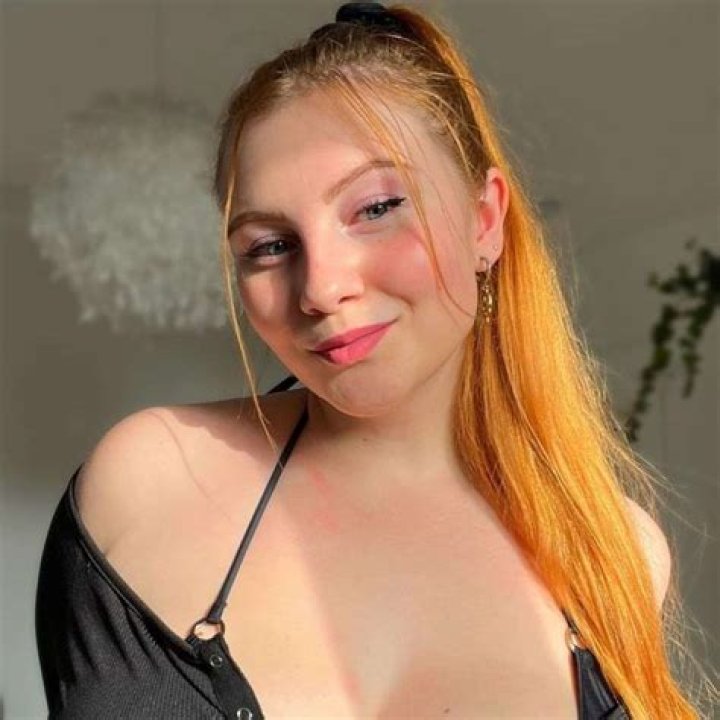 
Carina Natalie Height, Weight, Net Worth, Age, Wiki, Who, Instagram, Biography 