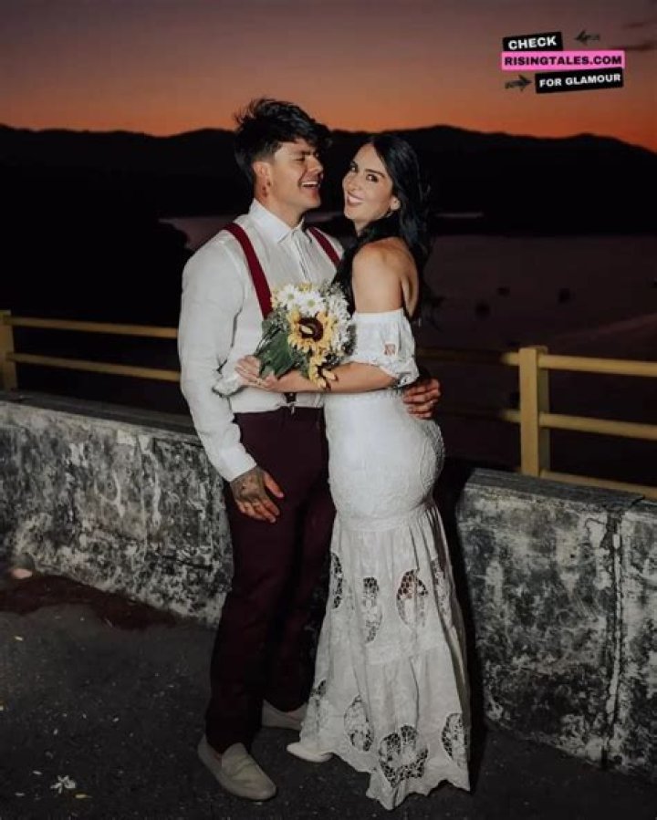 Carlos Feria - Age, Family, Bio