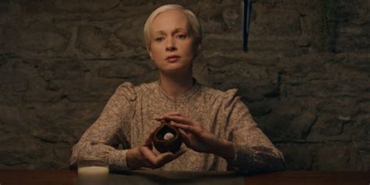 Carolyn Bracken Height, Weight, Net Worth, Age, Birthday, Wikipedia, Who, Nationality, Biography