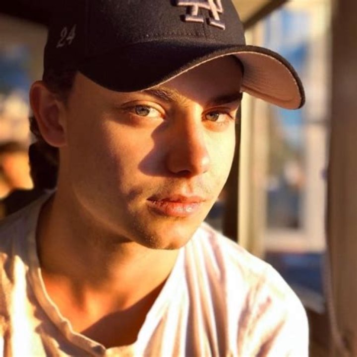 Carson MacCormac Height, Weight, Net Worth, Age, Birthday, Wikipedia, Who, Nationality, Biography