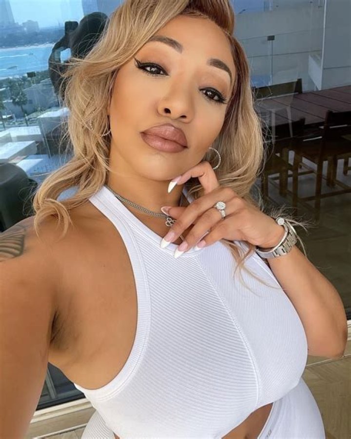 
Chelas Way Height, Weight, Net Worth, Age, Birthday, Wikipedia, Who, Nationality, Biography 