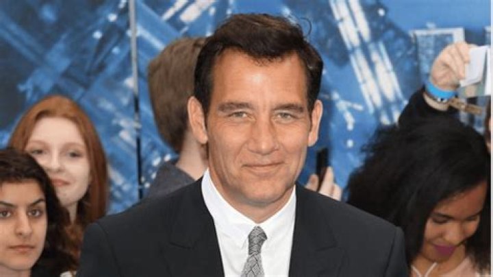 Clive Owen - Age, Family, Bio