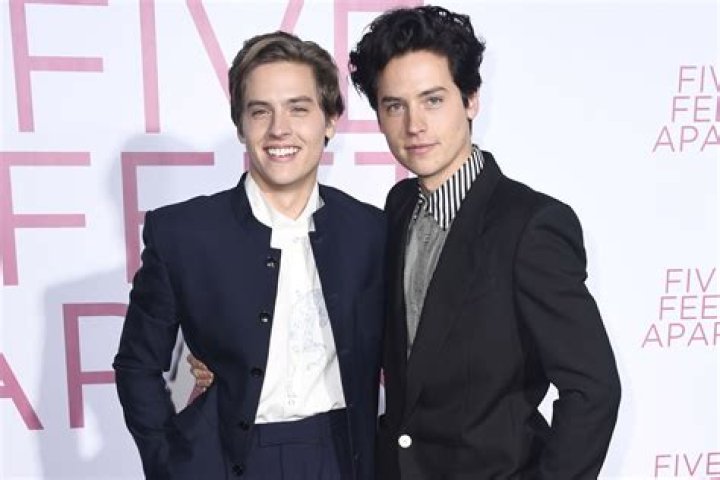 Cole Sprouse - Age, Family, Bio