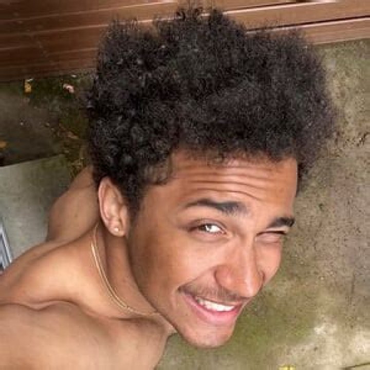 Corteon Moore - Age, Family, Bio