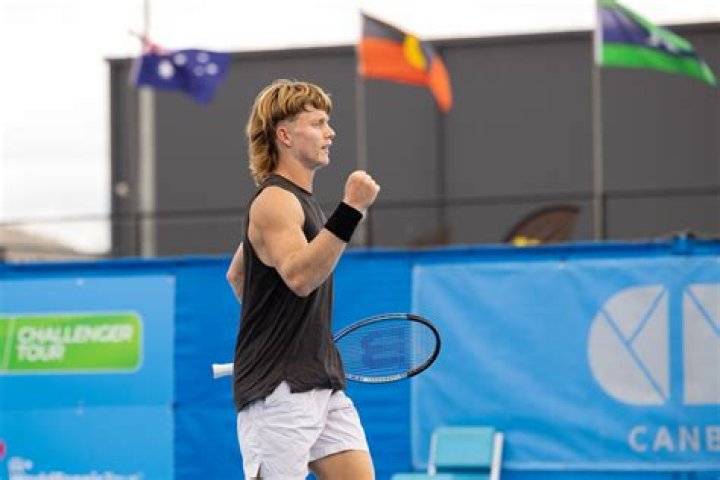 
Dane Sweeny Height, Weight, Net Worth, Age, Birthday, Wikipedia, Who, Nationality, Biography 