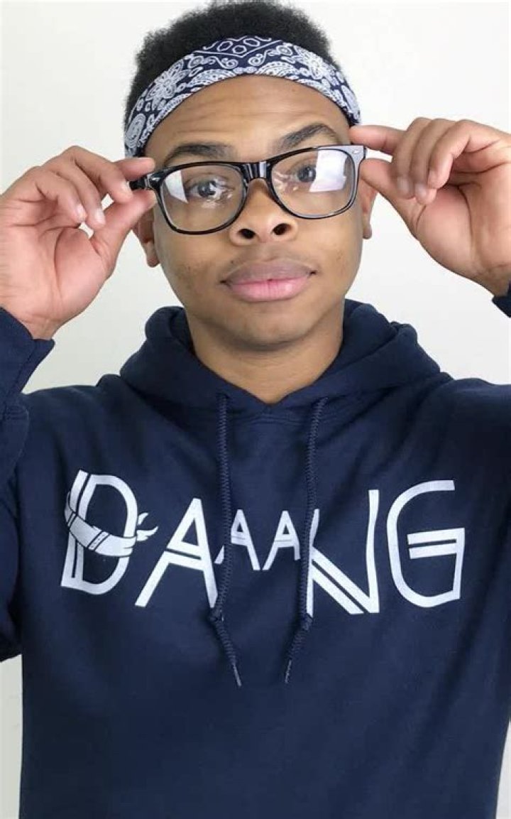 DangMattSmith Height, Weight, Net Worth, Age, Birthday, Wikipedia, Who, Nationality, Biography