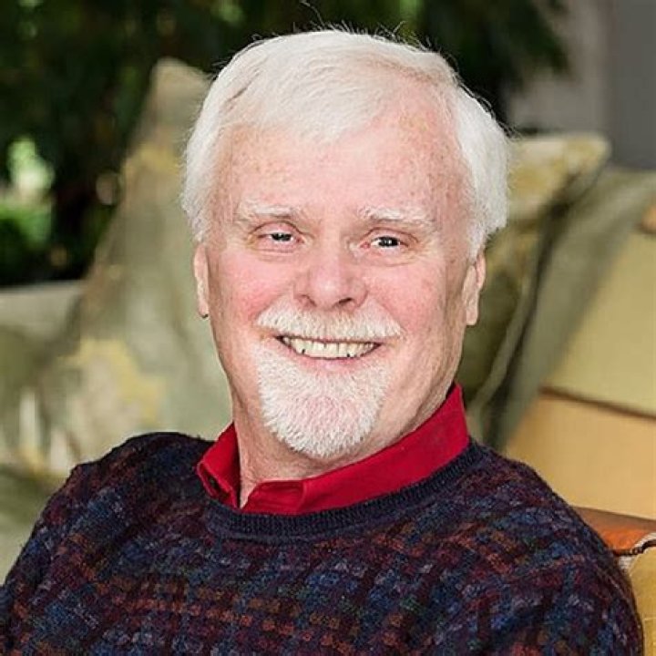 David Burns - Trivia, Family, Bio