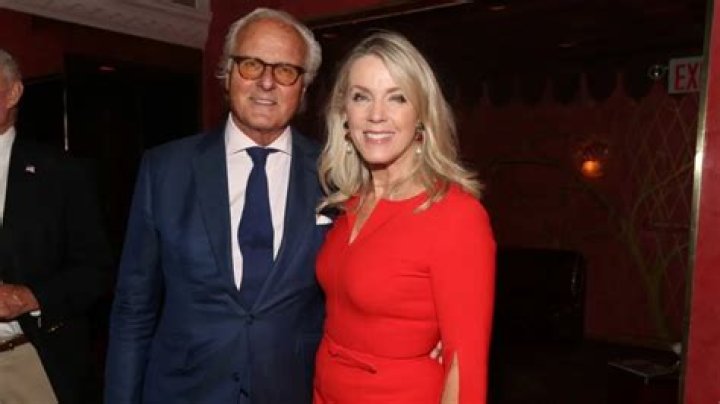 Deborah Norville and Karl Wellner are married for 30 long years and still has more years to be together! Read about their happy married married life!
