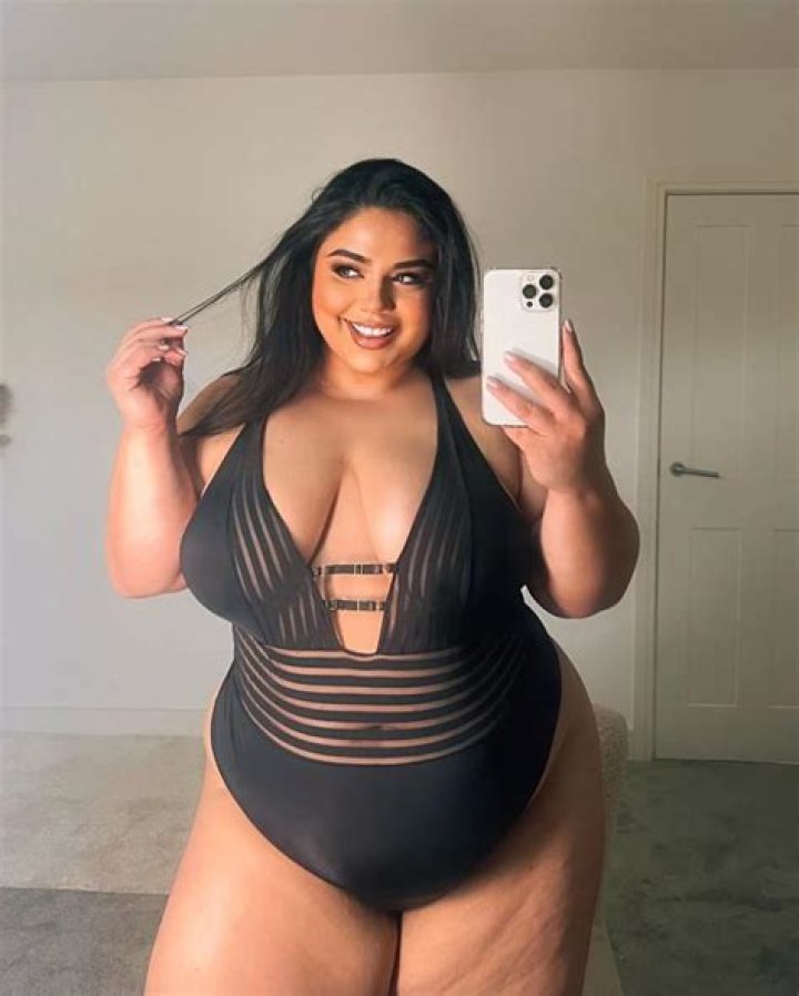 Diana Sirokai - Age, Family, Bio