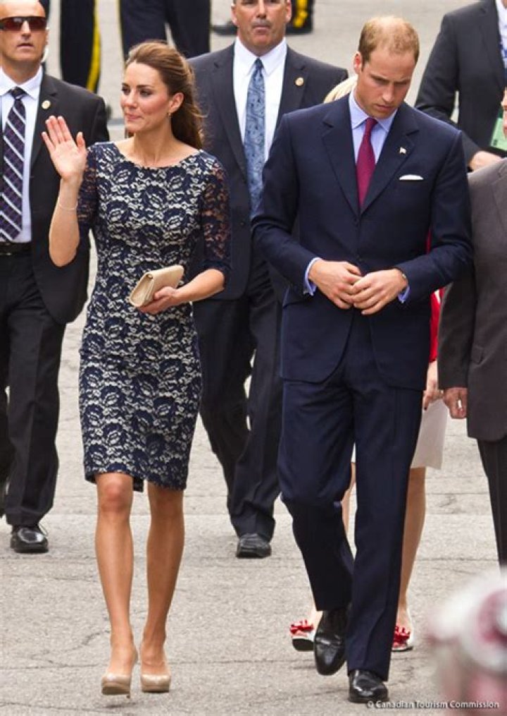 Duchess Kate, super-slim in blue Erdem: gorgeous or tacky?