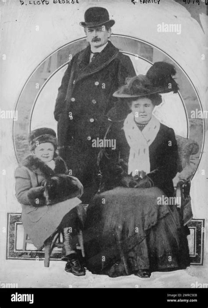 Earl Lloyd - Trivia, Family, Bio