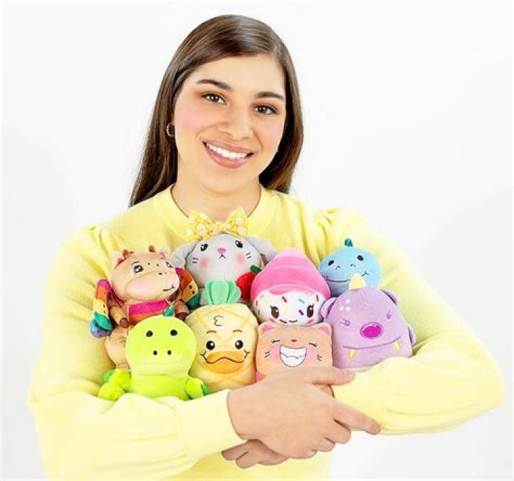 Elizabeth Fraser - Age, Family, Bio