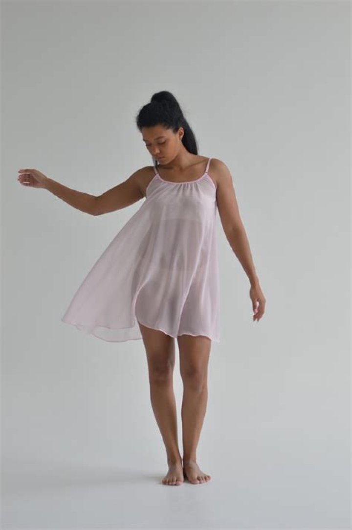 Ellie Goulding in a sheer ruffled nightie with platform sneakers: ridiculous or fun?