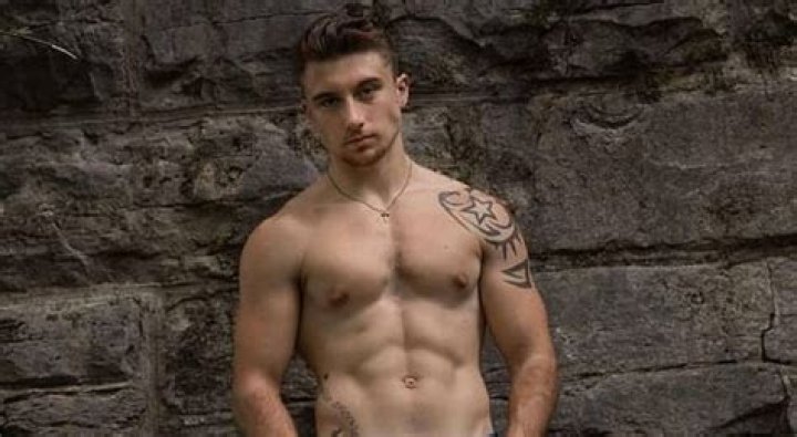 Garett Nolan Bio (Wiki) 