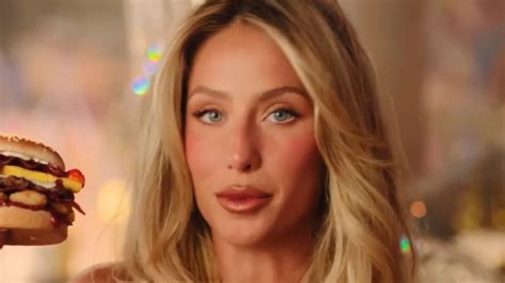 Goldie Hawn and Kurt Russell’s nepo dog Roy was in a Super Bowl commercial