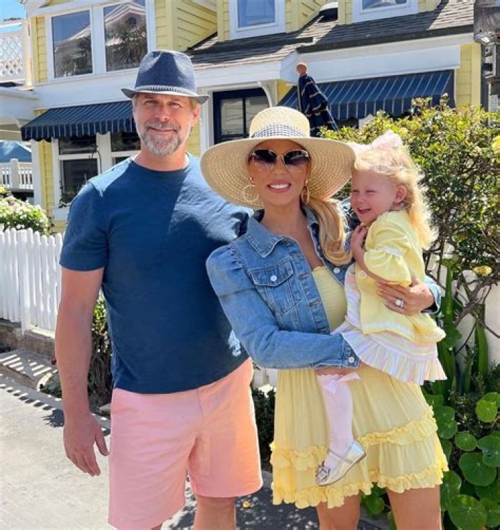 Gretchen Jones - Age, Family, Bio