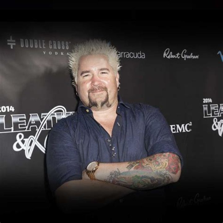 Guy Fieri Height, Weight, Net Worth, Age, Birthday, Wikipedia, Who, Nationality, Biography