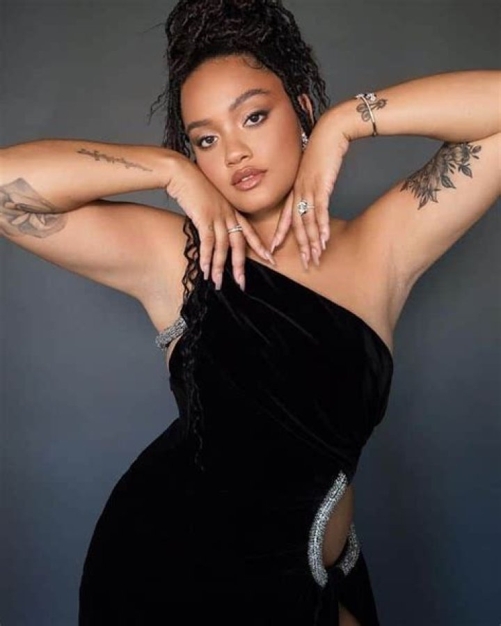 
Gwendolyn D Clemons Height, Weight, Net Worth, Age, Birthday, Wikipedia, Who, Nationality, Biography 