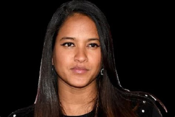 Helen Lasichanh Bio (Wiki) 