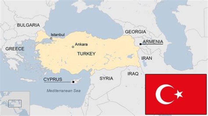 How far is Syria from Turkey?