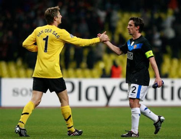 How tall is Edwin Diaz?