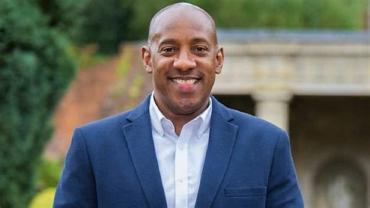 
Is Dion Dublin Gay? Age, Height, Net Worth 