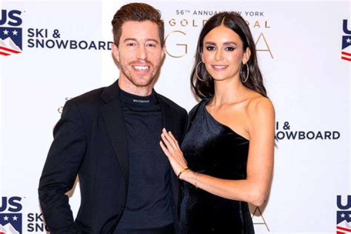 Is Shaun White dating Nina Dobrev? Past relationships of Nina Dobrev!