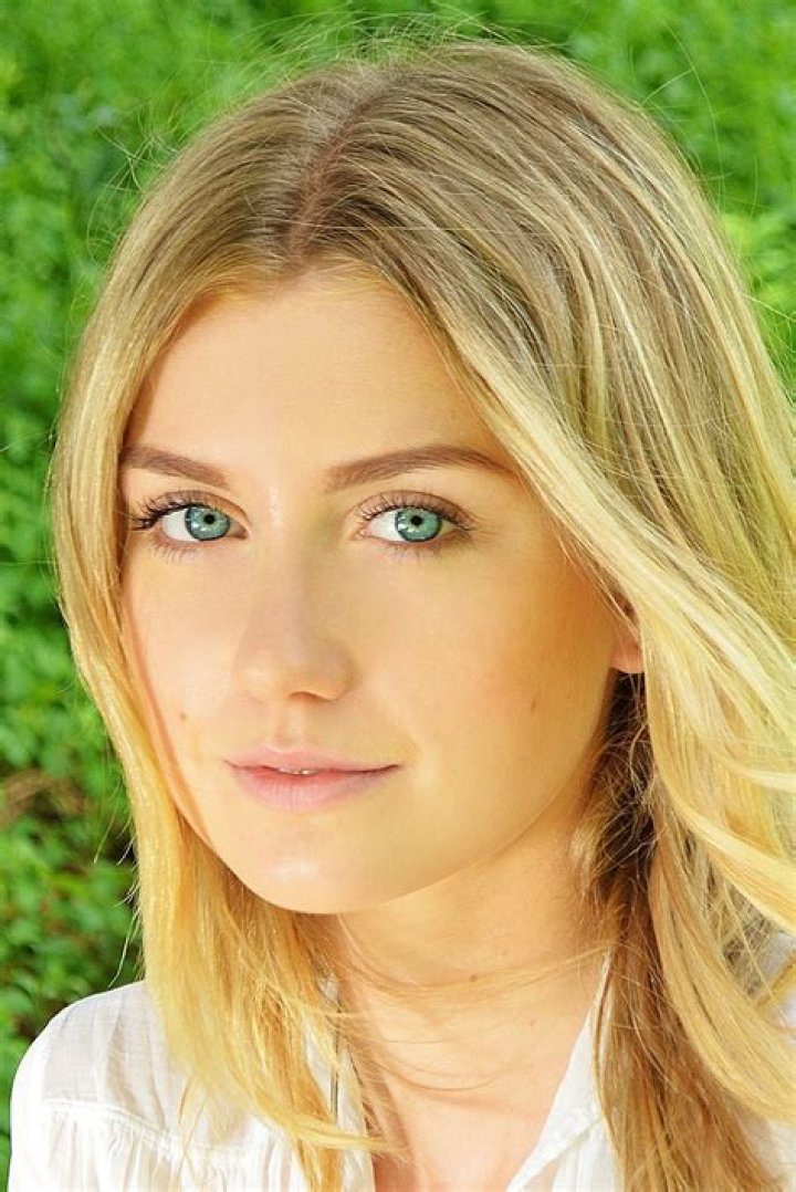 Isabel Durant - Age, Family, Bio