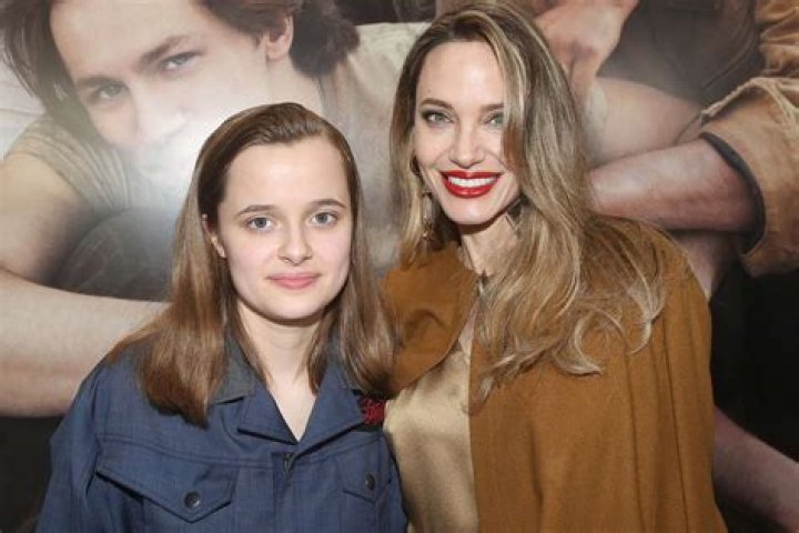 ITW: Brad Pitt is mad about Angelina Jolie’s lesbian flings