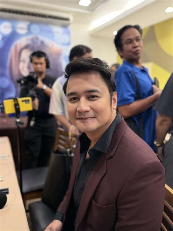 JM de Guzman - Age, Family, Bio