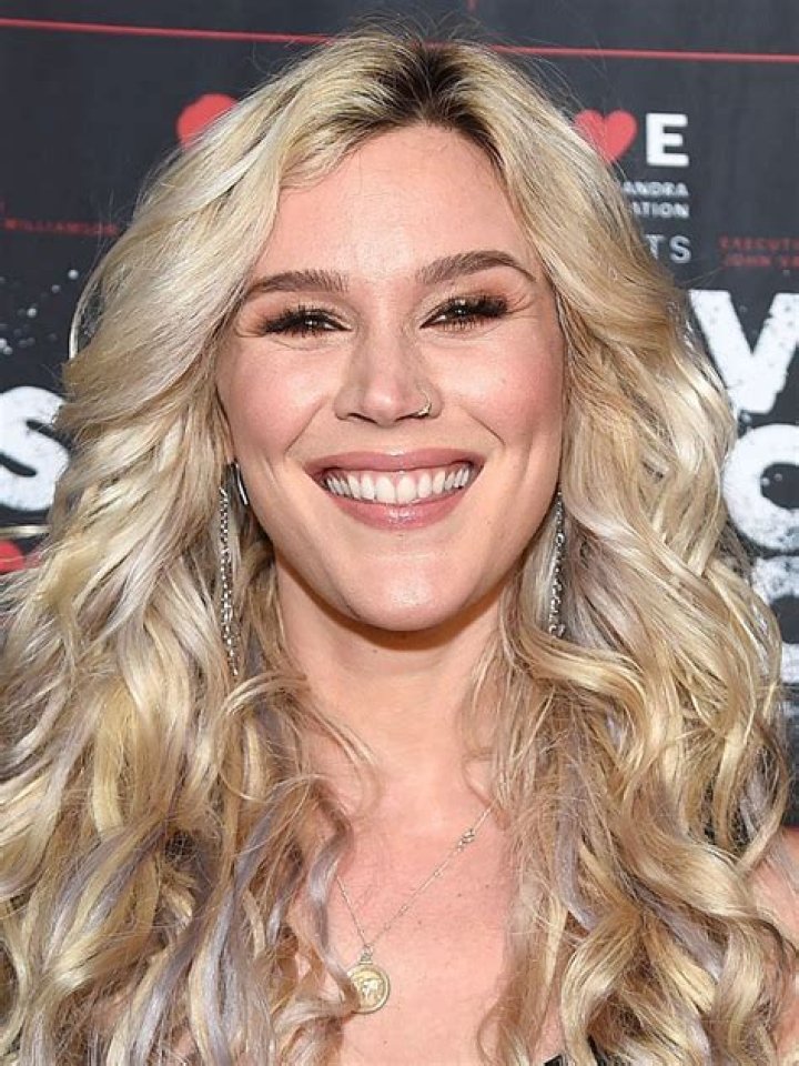 Joss Stone Height, Weight, Net Worth, Age, Birthday, Wikipedia, Who, Nationality, Biography
