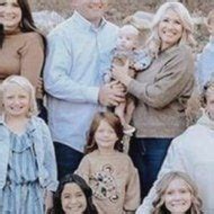 Juju & Nidal - Members, Ages, Trivia