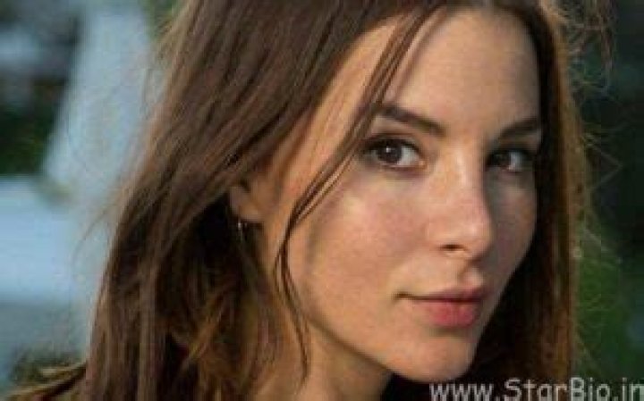 Kacey Barnfield Bio (Wiki) 