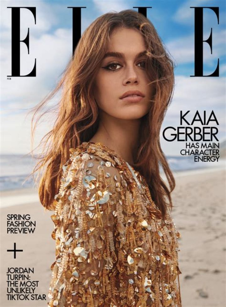 “Kaia Gerber wants us to read a book, or maybe it’s something else” links