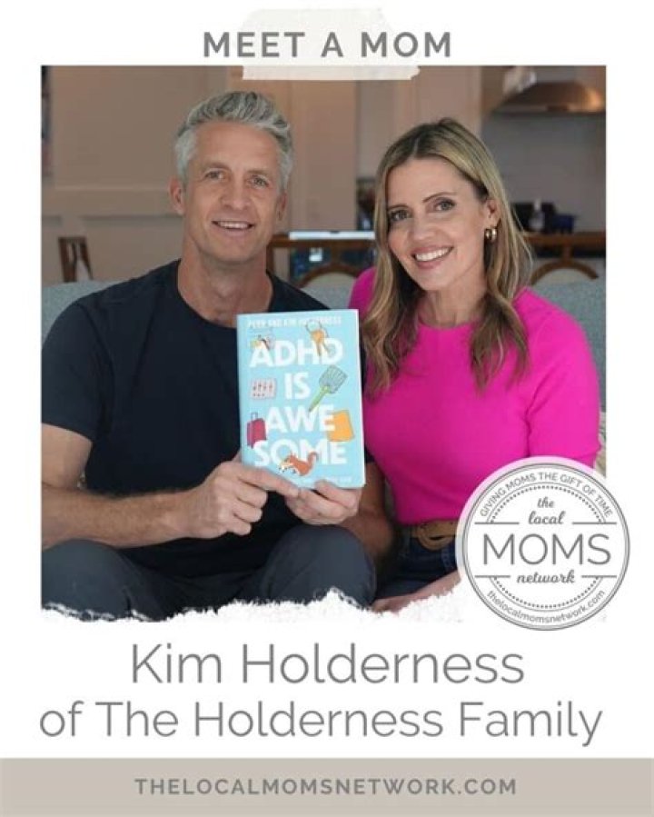 Kim Holderness Bio (Wiki) 