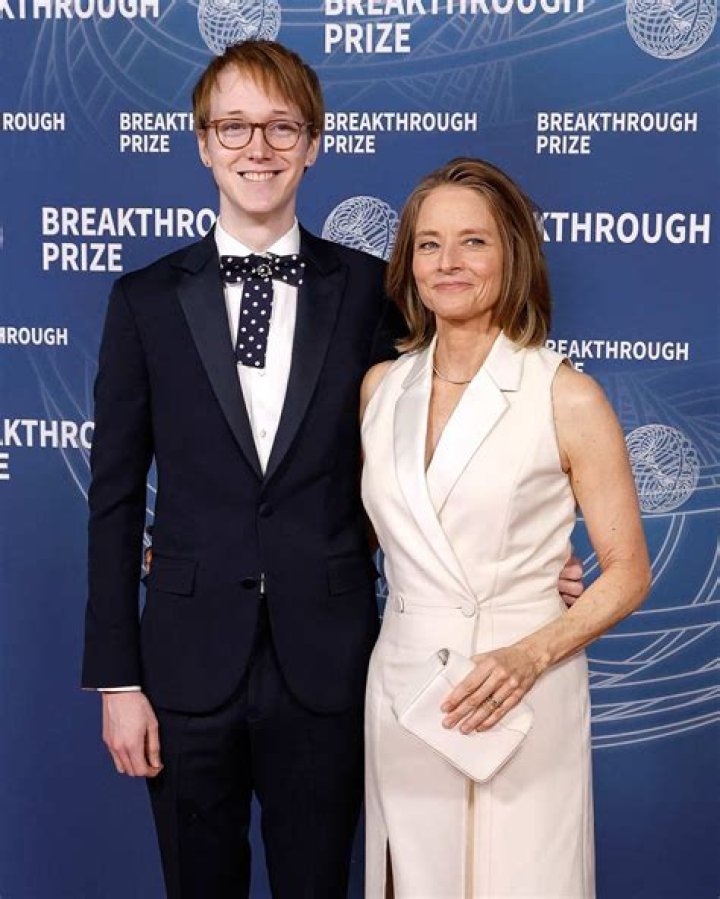 Kit Bernard Foster Bio (Wiki) 