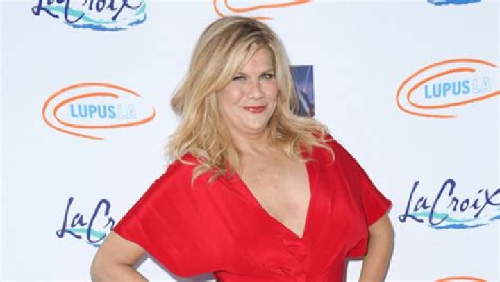 Kristen Johnston Highlights | Famous Birthdays