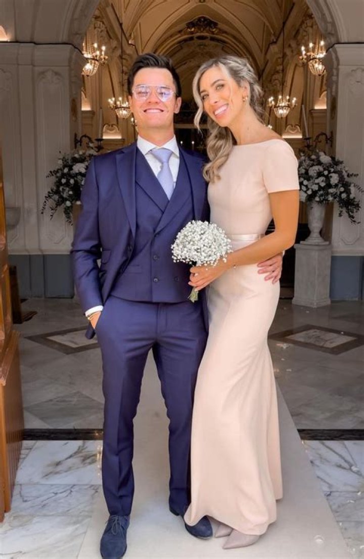 Lilly Sabri - Age, Family, Bio