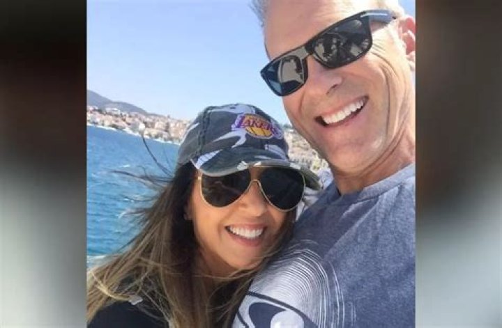 Linda Rambis Height, Weight, Net Worth, Age, Birthday, Wikipedia, Who, Nationality, Biography