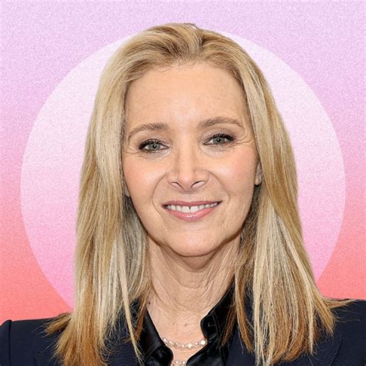 Lisa Kudrow on her nose job at 16: ‘That was life altering’