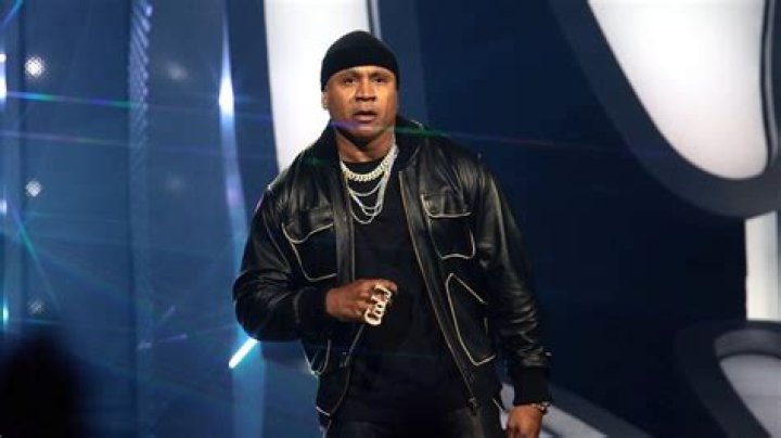 
LL Cool J Schools DJ for Calling Hip Hop Pioneers ‘Dusty’: ‘They Created an Industry That You Eat Off Of’ 